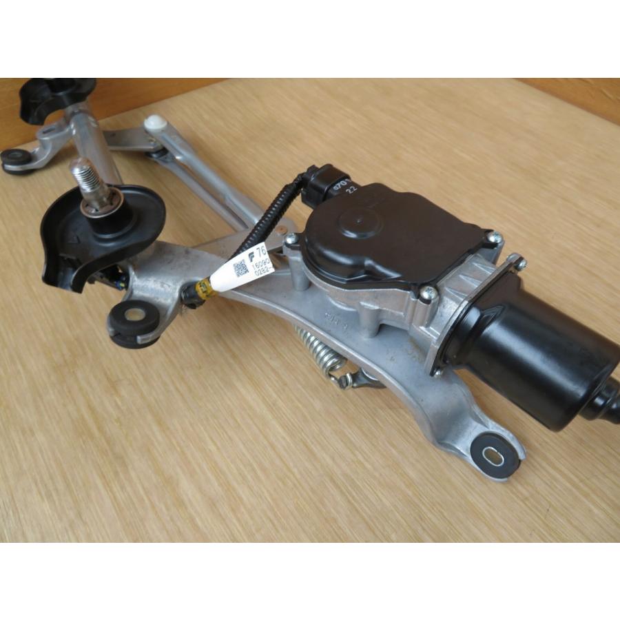 H28 ステップワゴン RP2 フロントワイパーモーター/Fワイパーモーター |  | 02