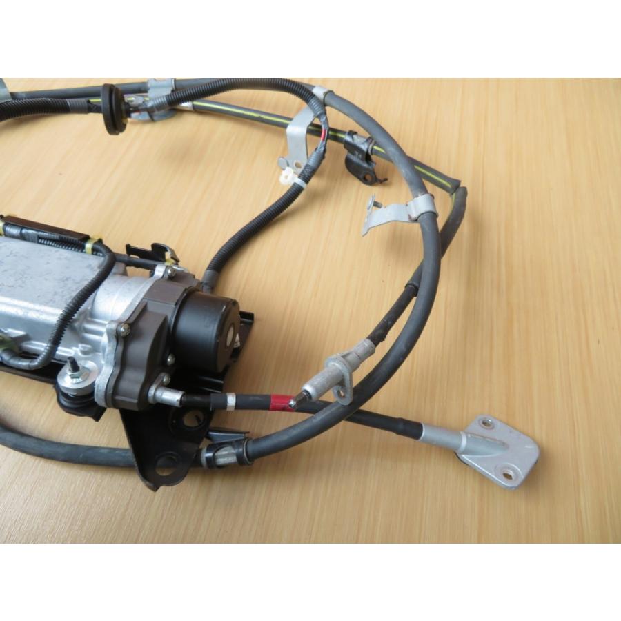 H28 レクサス GS300 AWL10 サイドブレーキアクチュエーター |  | 02