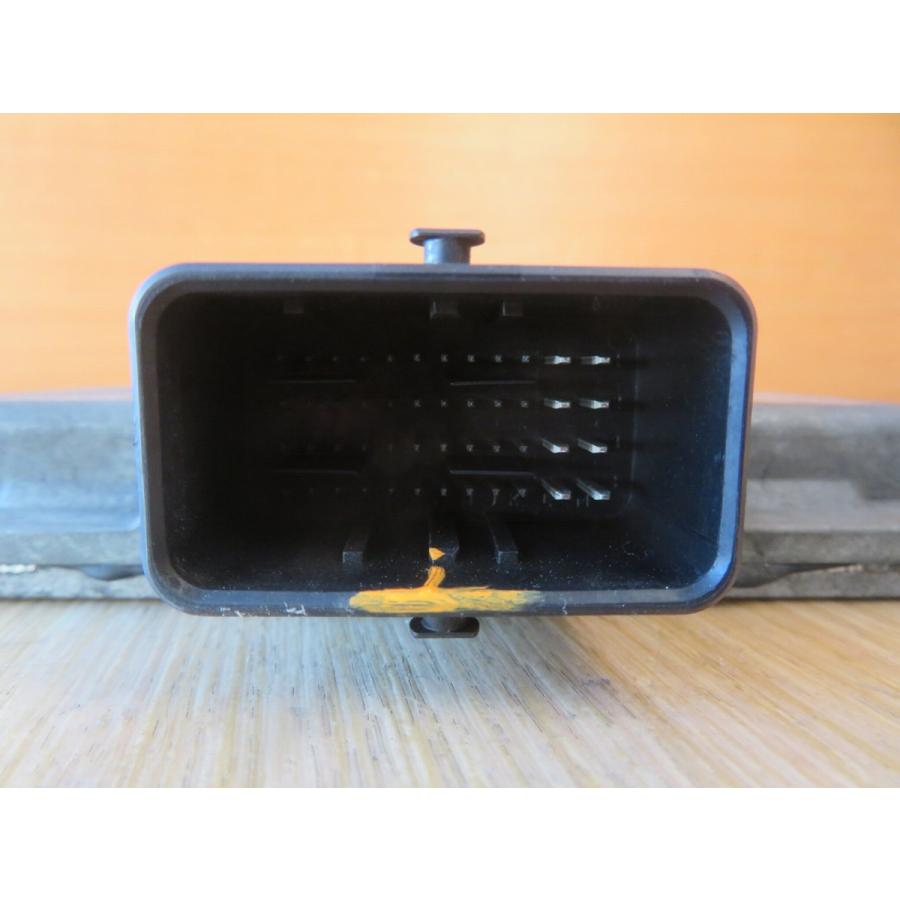 H22 エルグランド PE52 2WD ミッションコンピューター/ミッションコントロールユニット/TCU |  | 02