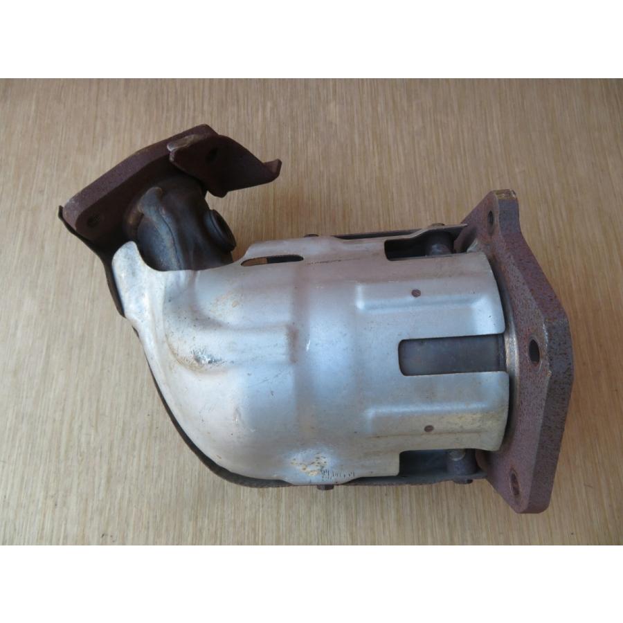 H22 エルグランド PE52 2WD 触媒/ショクバイ/しょくばい (フロント分) |  | 03