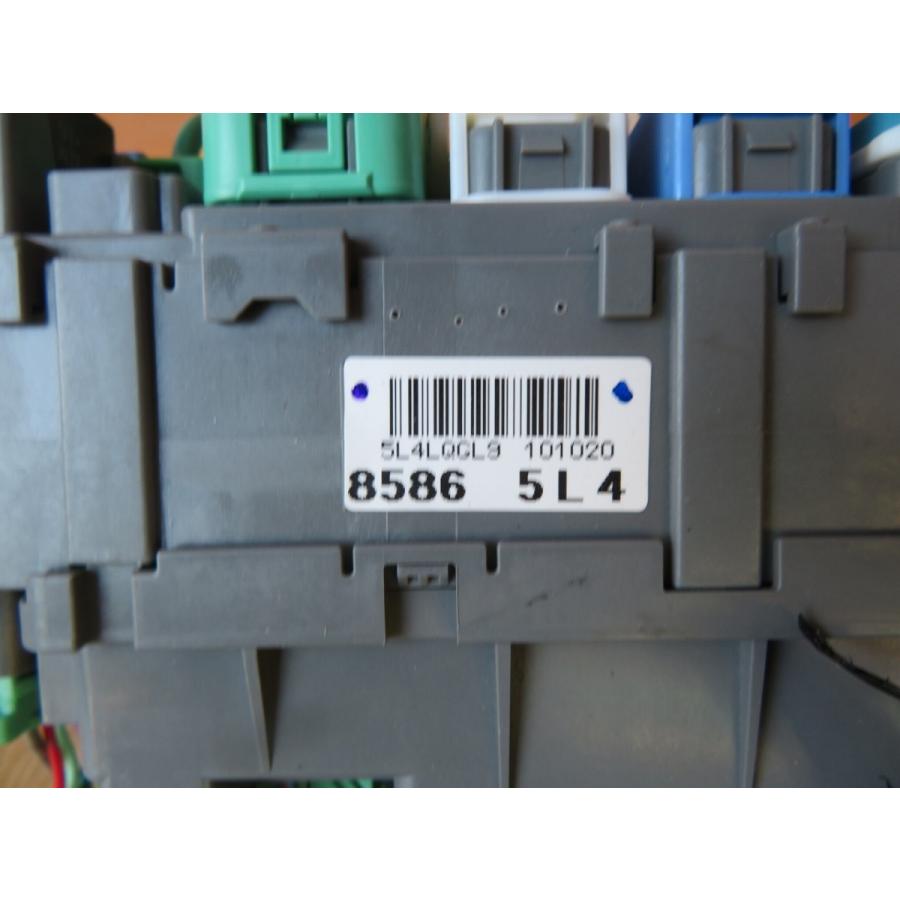 H22 ステップワゴンスパーダ RK5 ヒューズボックス/フューズボックス |  | 03