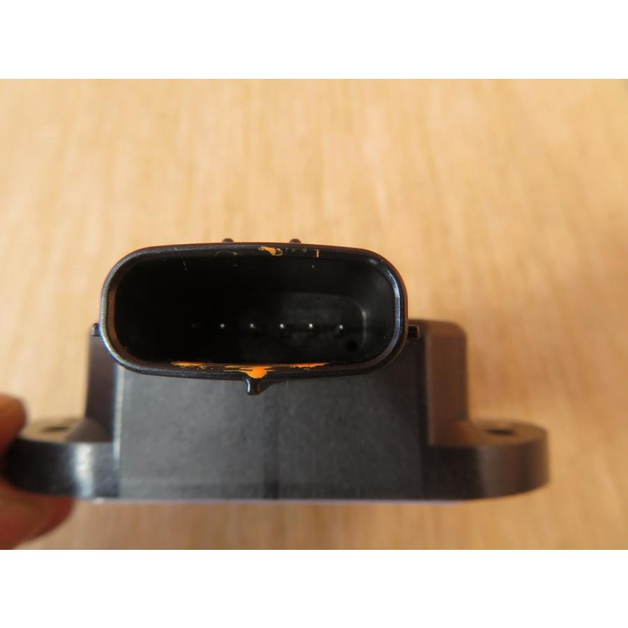 H24 レクサス CT200 ZWA10 ヨーレートセンサー/Gセンサー/グラビティセンサー |  | 02