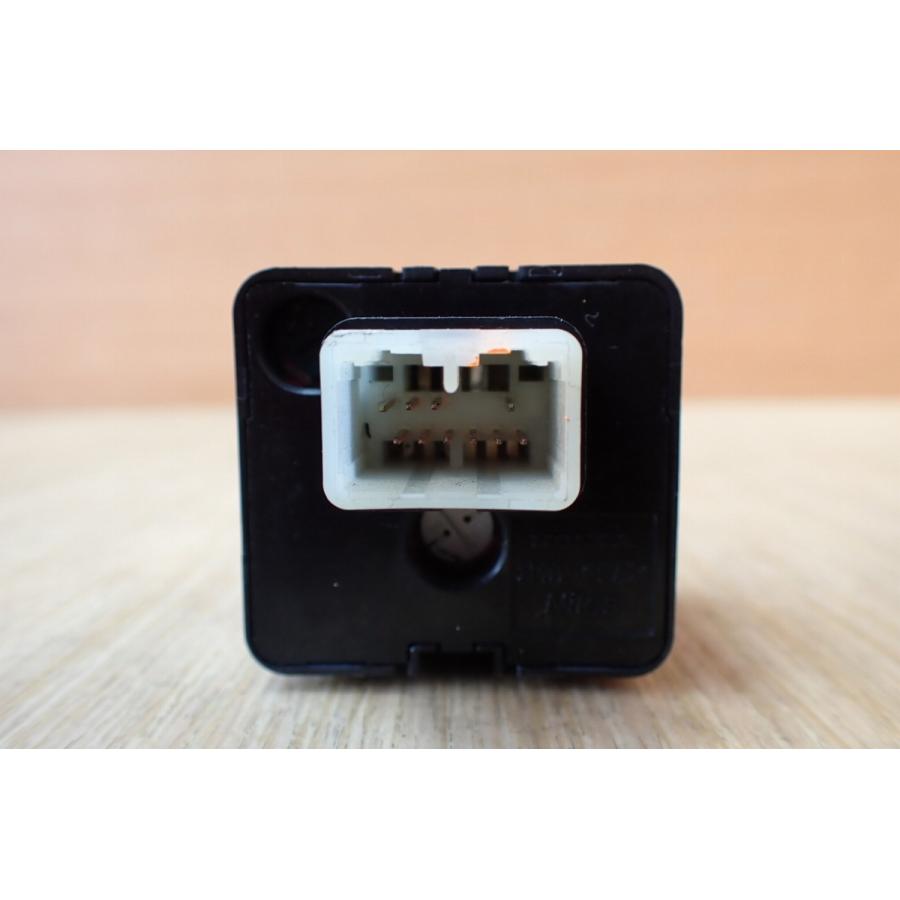 H28 オデッセイ RC4 パワースライドスイッチ |  | 02