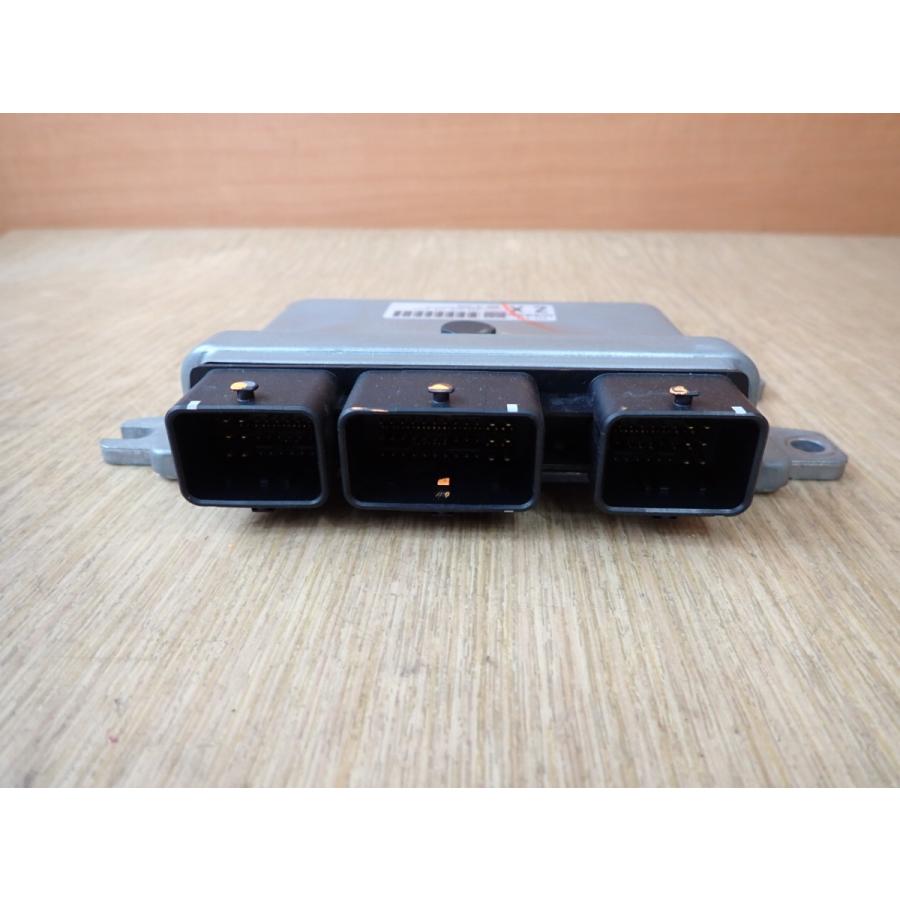 H24 マーチ K13 HR12(DE) エンジンコンピューター/エンジンコントロール/ECU |  | 02
