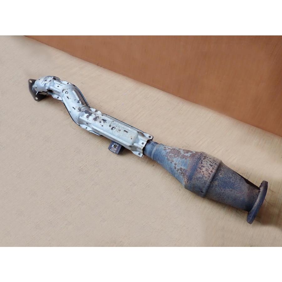 H17 キャラバン VPE25 フロントマフラー |  | 01