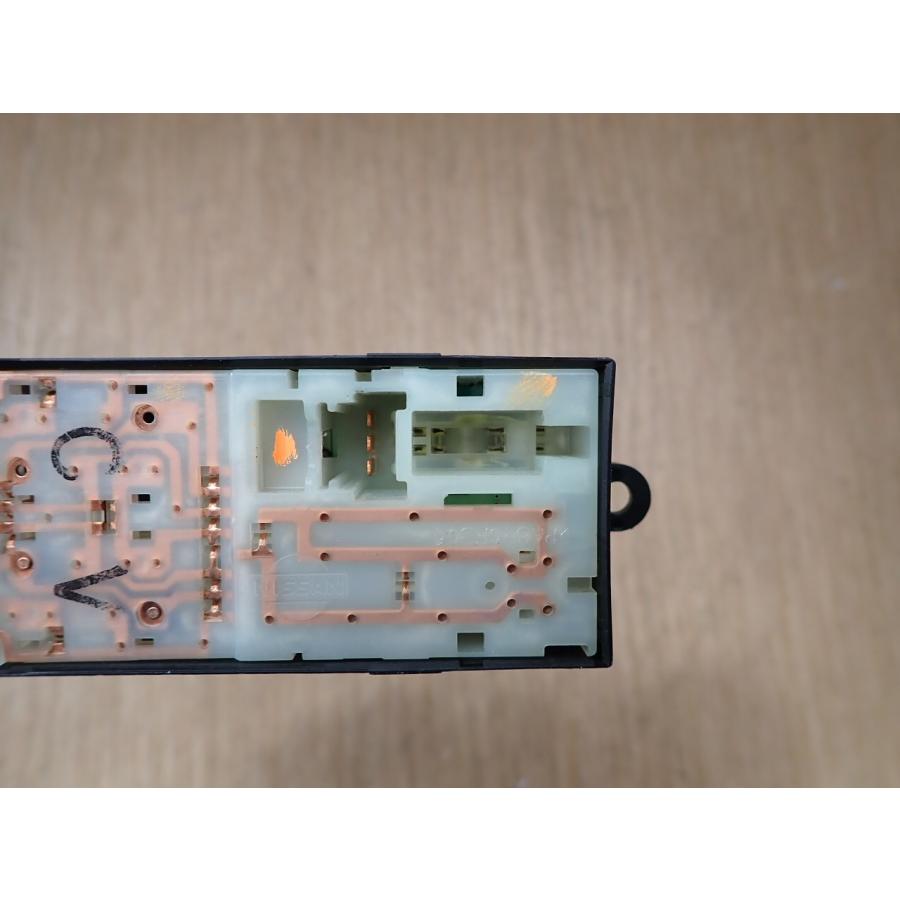 H18 ウイングロード JY12 パワーウインドウスイッチ/PWスイッチ |  | 04