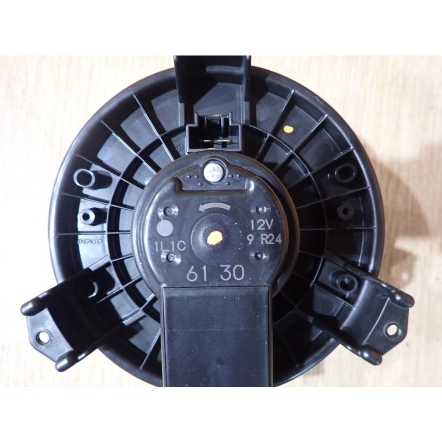 H26 86 ZN6 ヒーターモーター/ブロアファン |  | 04