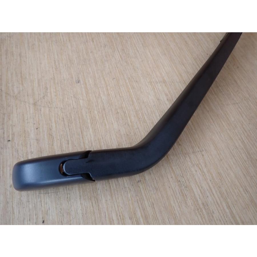 H29 ムーヴキャンバス LA800S リアワイパーアーム |  | 02