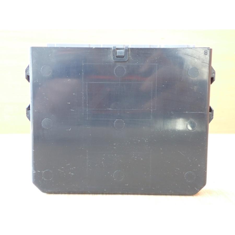 キャンター FB700 ABSコンピューター/ABSコントロールユニット |  | 03