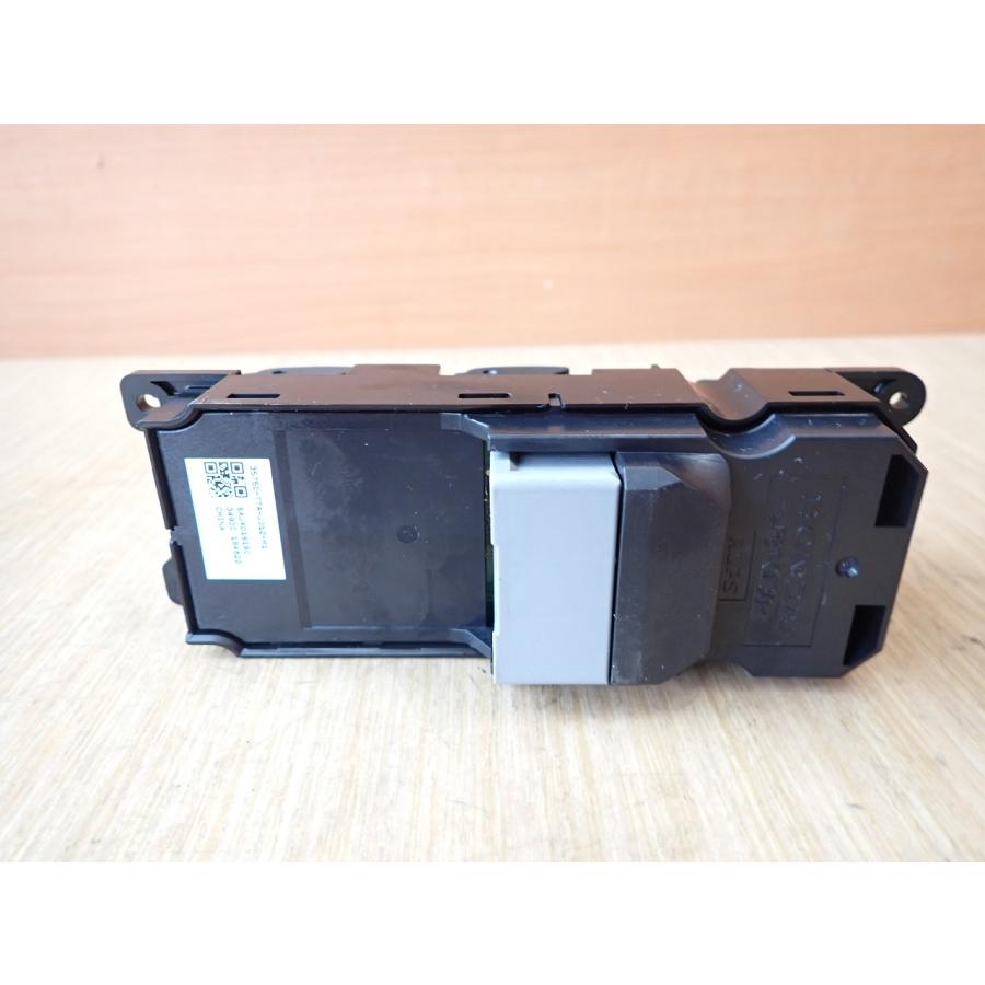 R2 N BOX JF3 パワーウインドウスイッチ/PWスイッチ |  | 03