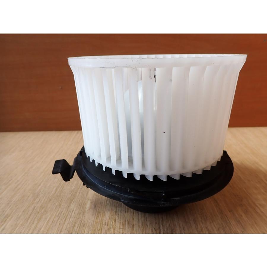 H23 NV200バネット VM20 ヒーターモーター/ブロアファン |  | 01