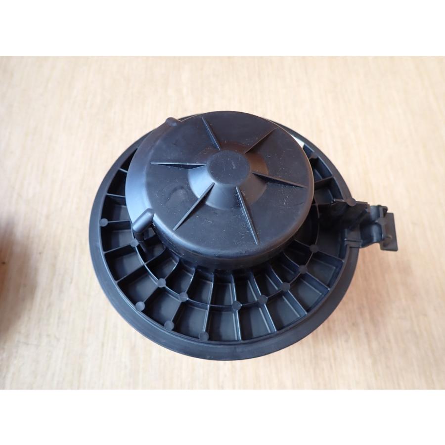 H23 NV200バネット VM20 ヒーターモーター/ブロアファン |  | 04