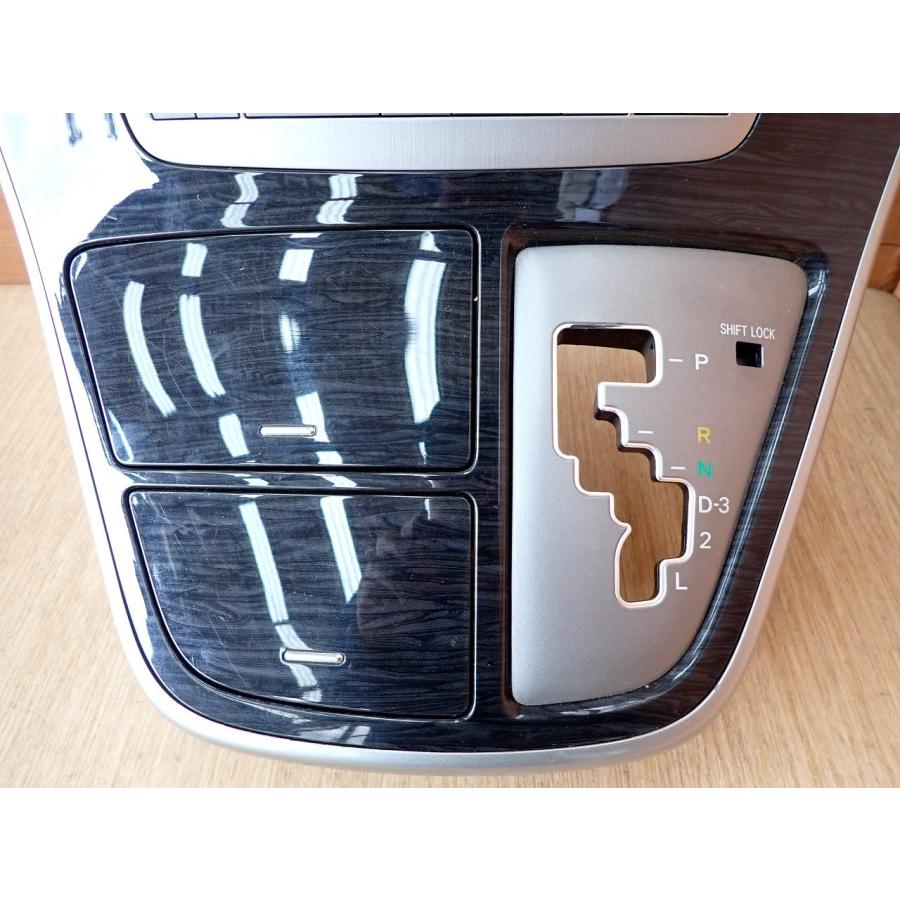 H17 アルファードV ANH10W センターパネルエアコン出口一体 |  | 03