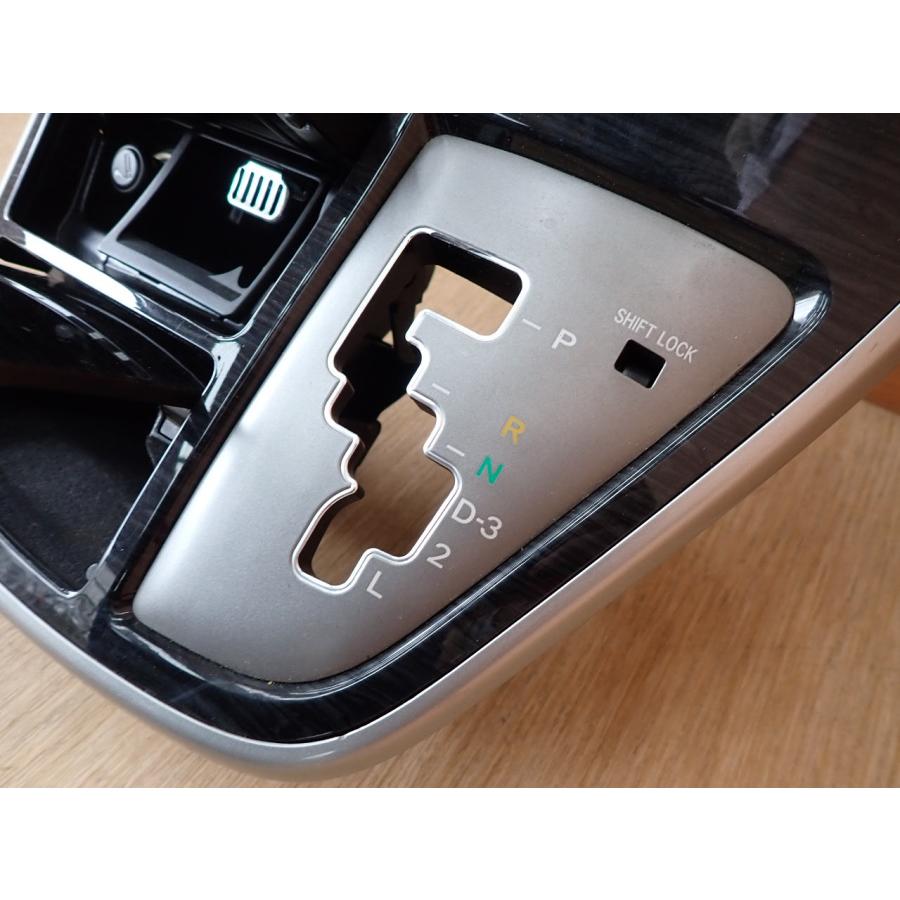 H17 アルファードV ANH10W センターパネルエアコン出口一体 |  | 05