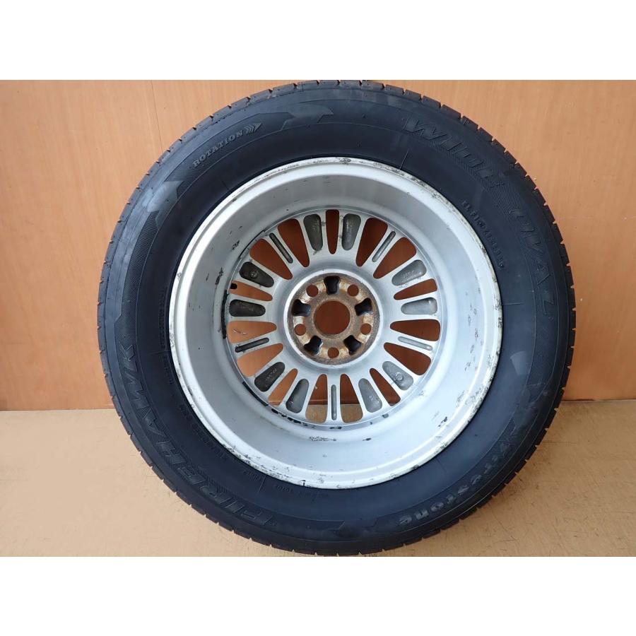 H19 クラウン GRS180 215/60R16/16×7JJ/オフセット:50/5穴/PCD=114.3/タイヤ・ホイール1本 |  | 04