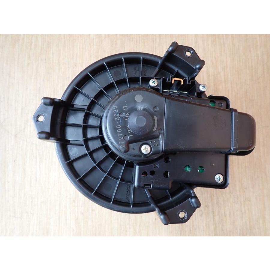 H20 bB QNC21 ヒーターモーター/ブロアファン |  | 03