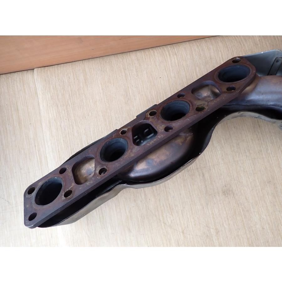 H13 シーマ GF50 エキマニ/エキゾーストマニホールド 右側 |  | 01