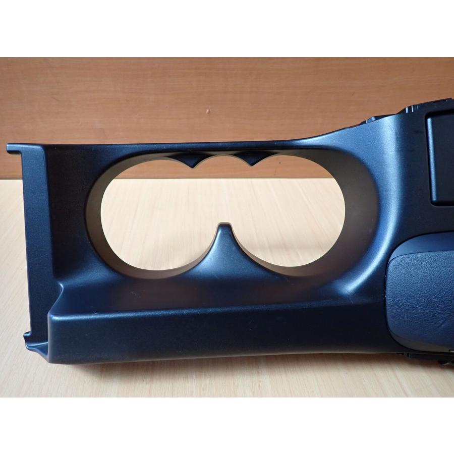 H23 レクサス CT200 ZWA10 ナビ操作パネル・ドリンクホルダー |  | 02