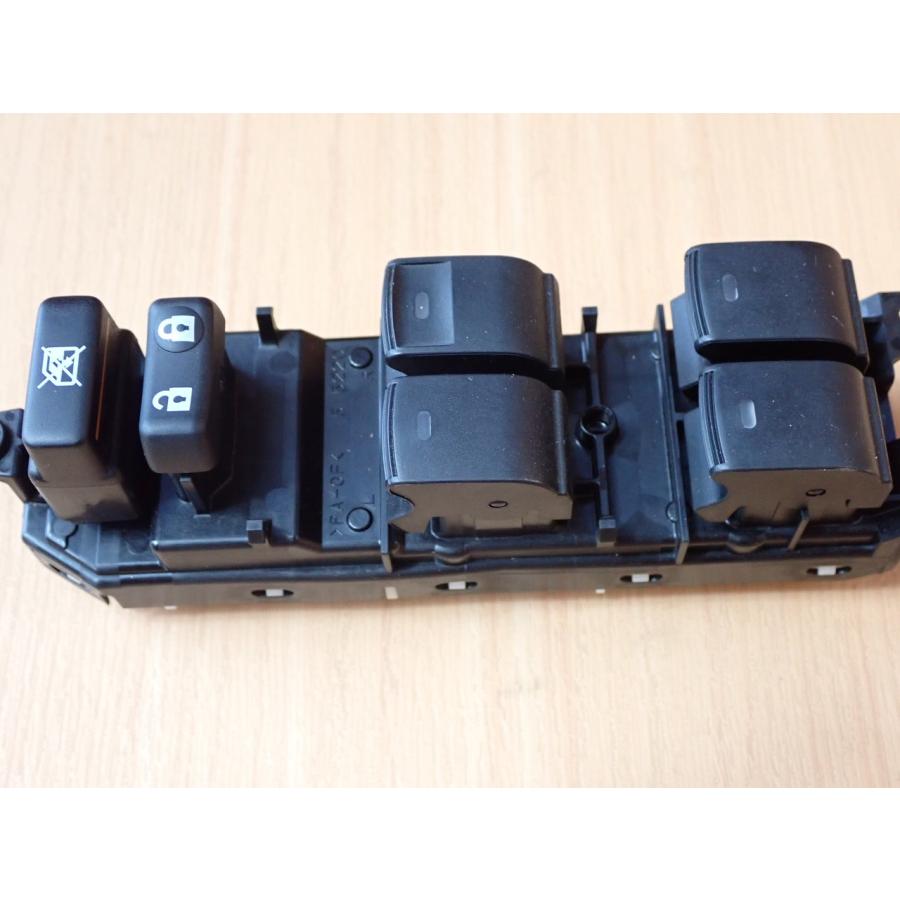 H23 レクサス CT200 ZWA10 運転席側パワーウインドウスイッチ/PWスイッチ |  | 02