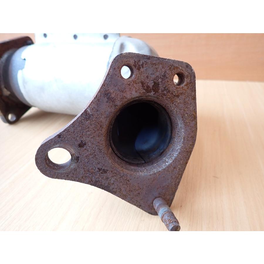 H22 エルグランド PNE52 4WD 触媒/ショクバイ/しょくばい |  | 01