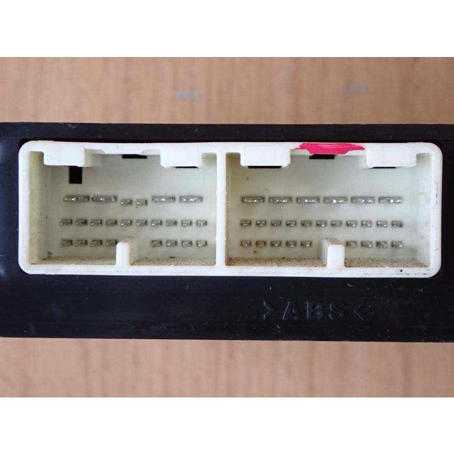 H28 クラウンマジェスタ GWS214 MPXドアコンピューター/BCMコンピューター/ボディコントロールモジュール |  | 02