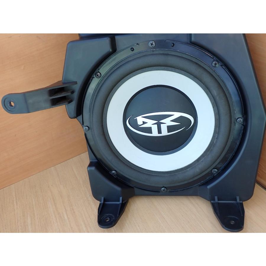 H22 デリカD:5 CV5W ウーファー |  | 01