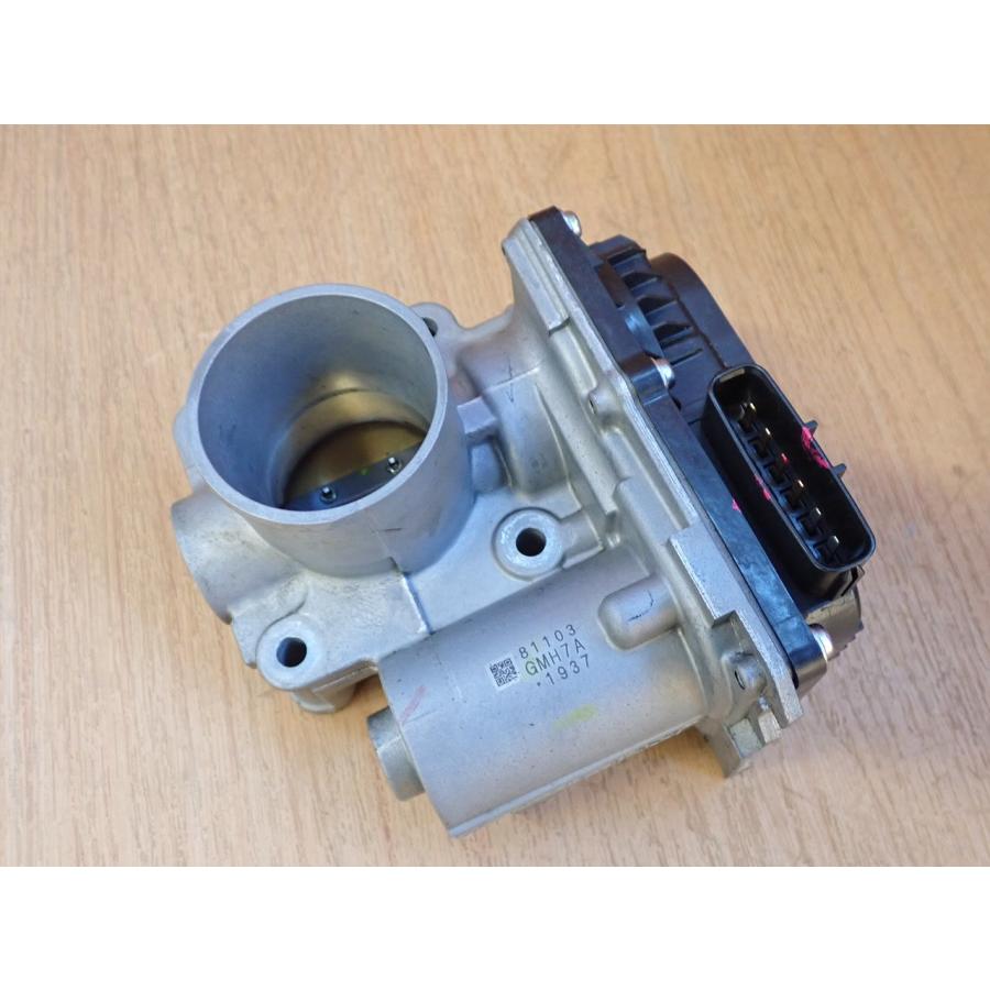 H30 Ｎ　ＢＯＸ JF3 S07B スロットルボディ/スロットルバルブ |  | 03