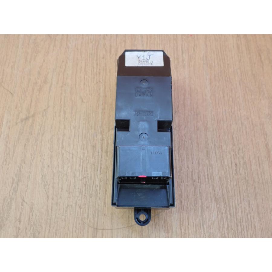 H23 モコ MG33S パワーウインドウスイッチ/PWスイッチ |  | 01