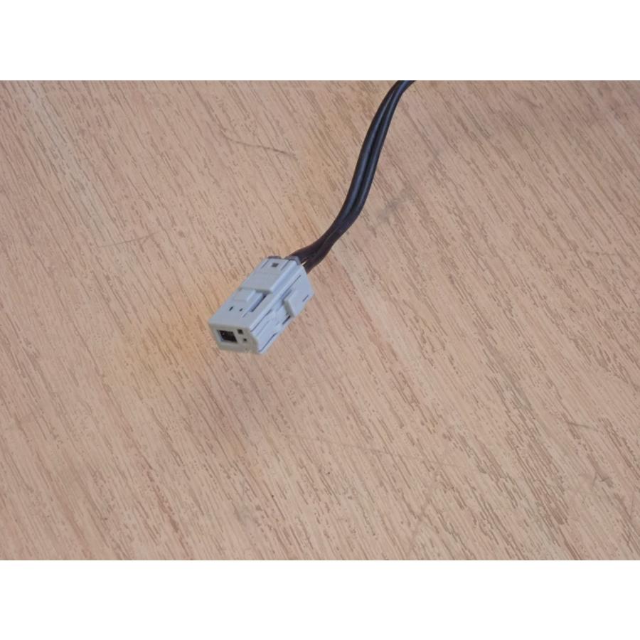 H23 モコ MG33S アンテナ/ルーフアンテナ/シャークアンテナ |  | 02