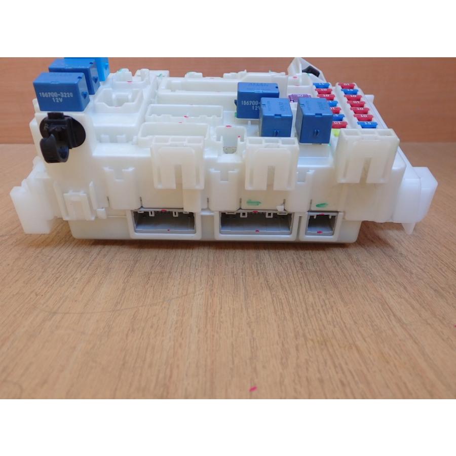 H23 モコ MG33S ヒューズボックス/フューズボックス |  | 02