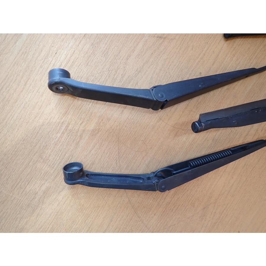 H23 モコ MG33S フロント左右ワイパーアーム/左右セット |  | 02