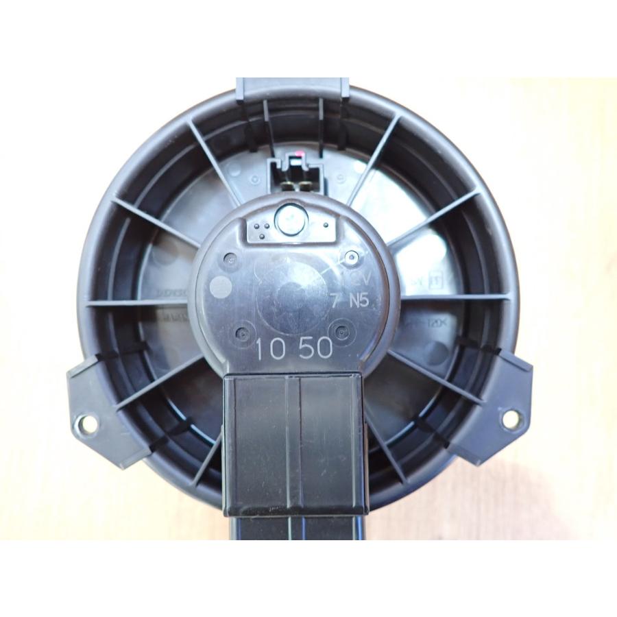 H23 モコ MG33S ヒーターモーター/ブロアファン |  | 02