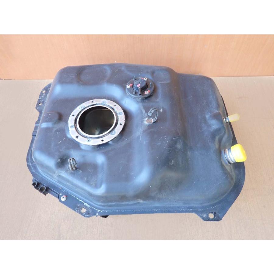 H23 モコ MG33S フューエルタンク/ガソリンタンク/燃料タンク |  | 01