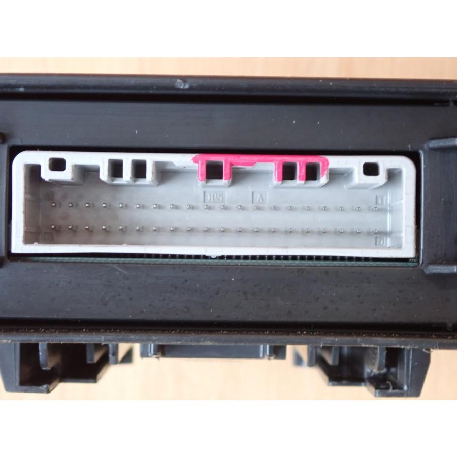 R4 フィット GR3 ゲートウェイコンピューター |  | 02