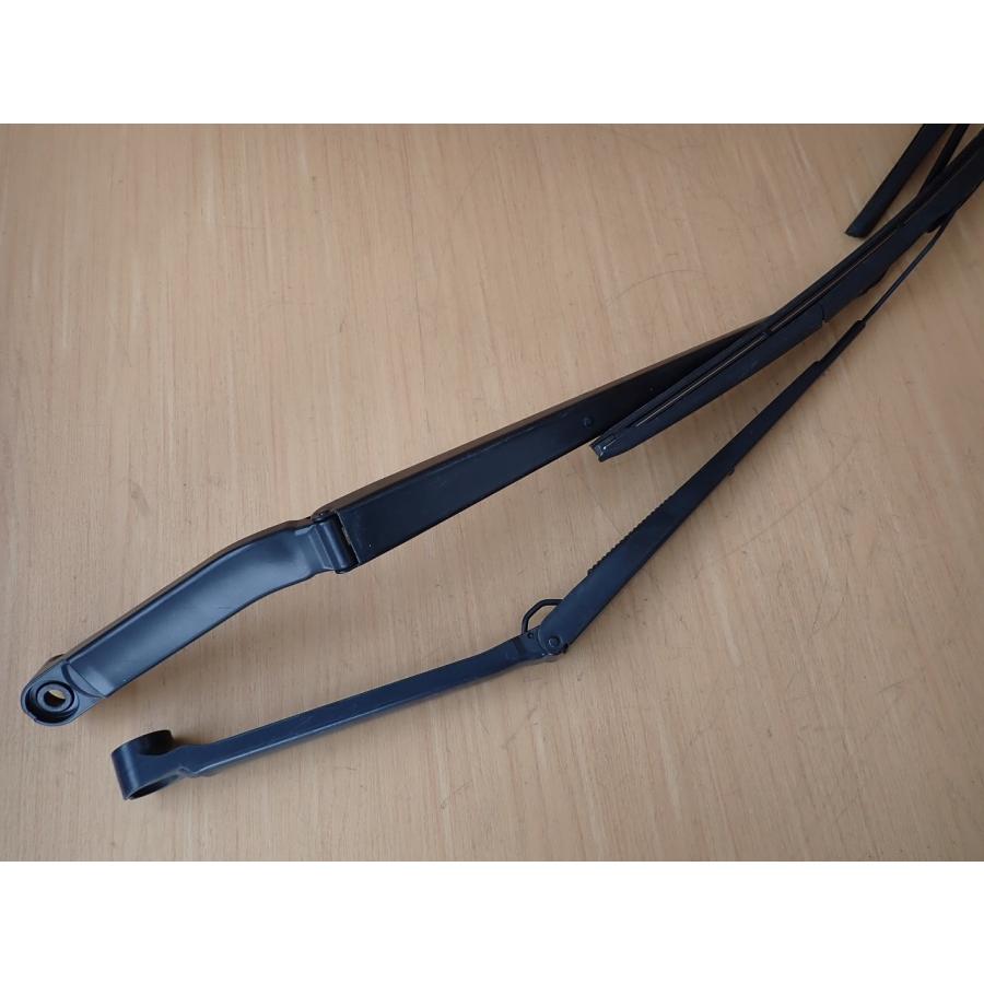 H24 エルグランド TE52 フロント左右ワイパーアーム |  | 02