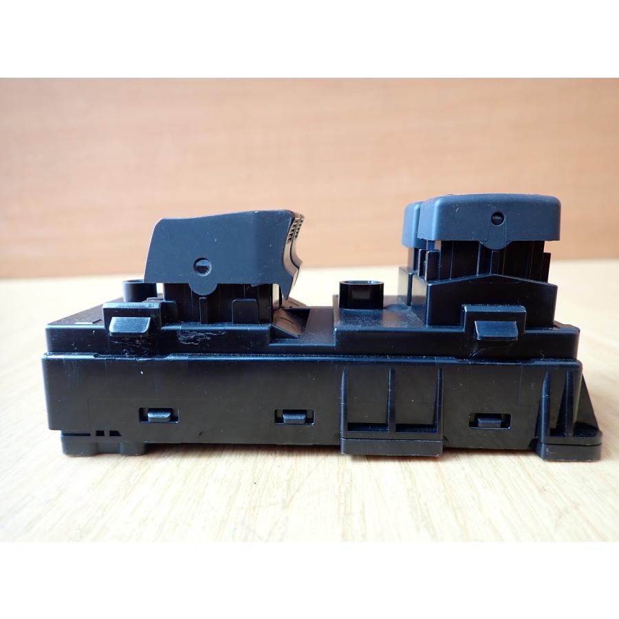 H25 ８６ ZN6 パワーウインドウスイッチ/PWスイッチ |  | 02