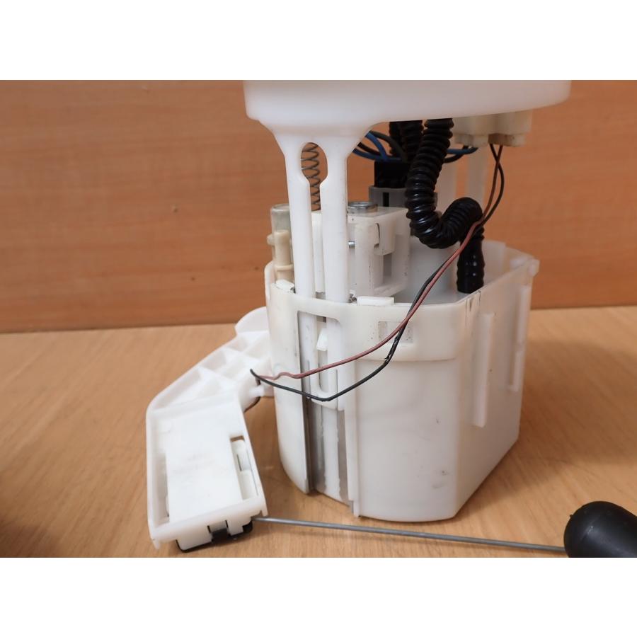 H17 ＲＸ−８ SE3P フューエルポンプ/ガソリンポンプ/燃料ポンプ |  | 01