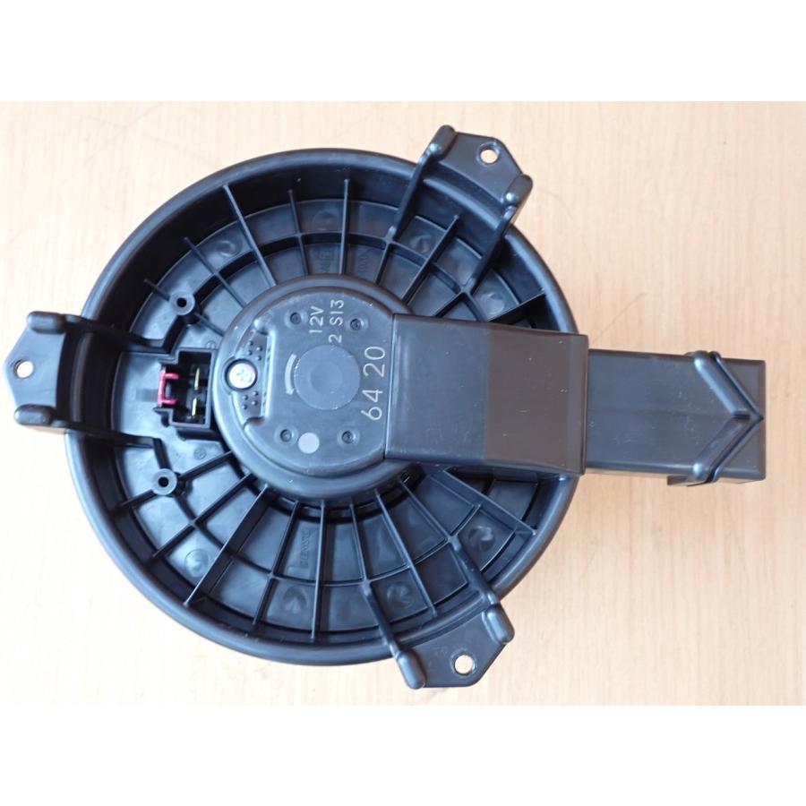 H27 レジェンド KC2 ヒーターモーター/ブロアファン |  | 03