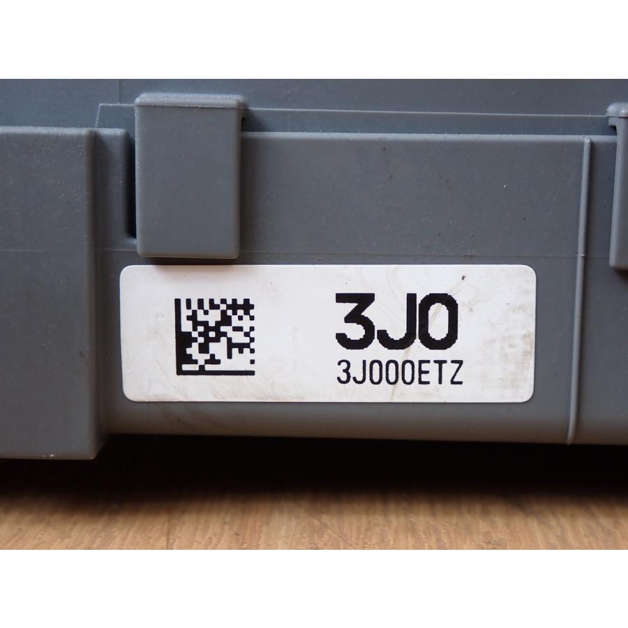 H27 レジェンド KC2 ヒューズボックス/フューズボックス/左側 |  | 02