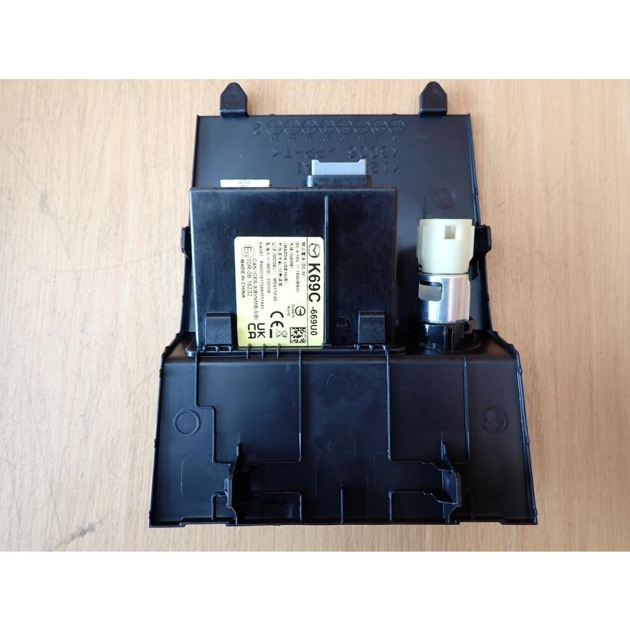 R4 ＣＸ−５ KFEP USB・シガーソケット・地図SD |  | 02