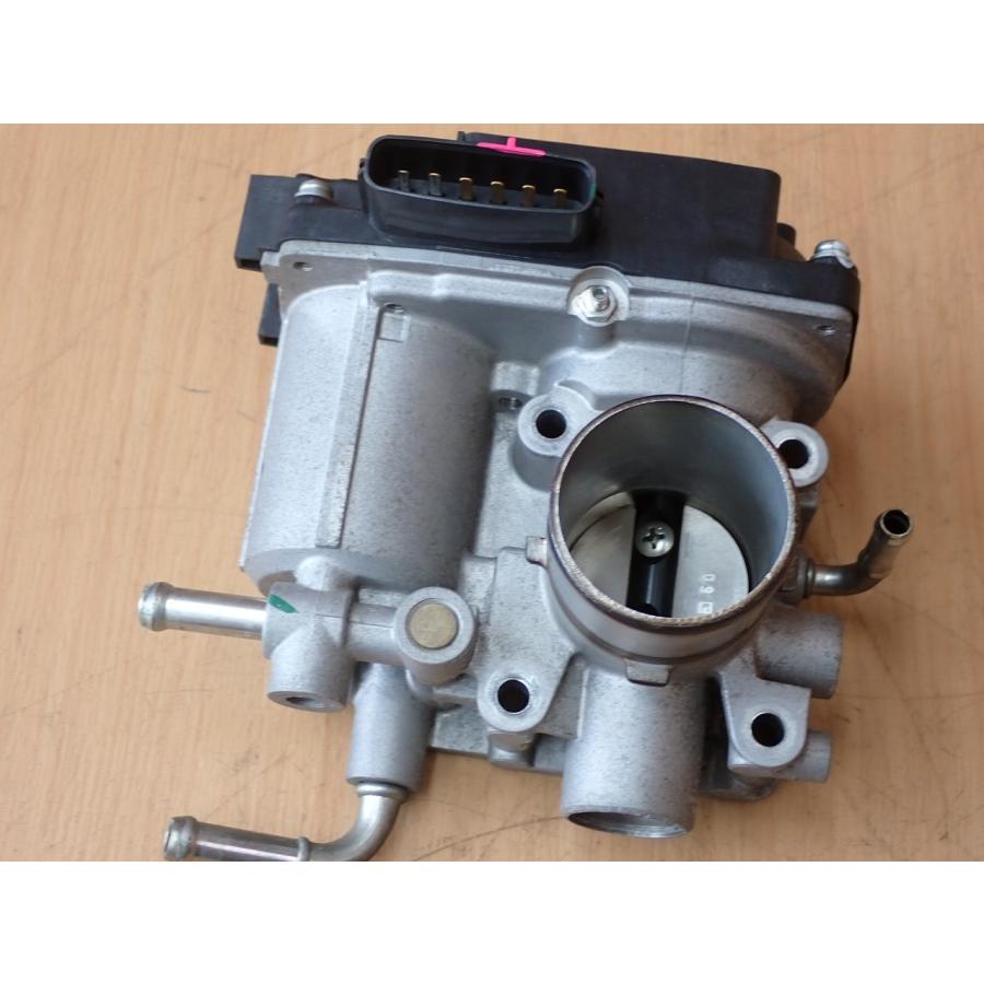 H29 エブリィ DA17V R06A スロットルボディ/スロットルバルブ