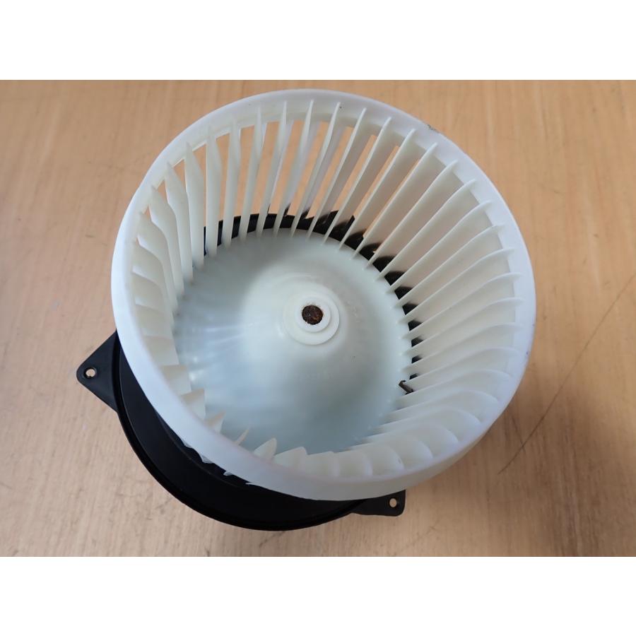 H26 フィアット 500 ヒーターモーター/ブロアファン |  | 01