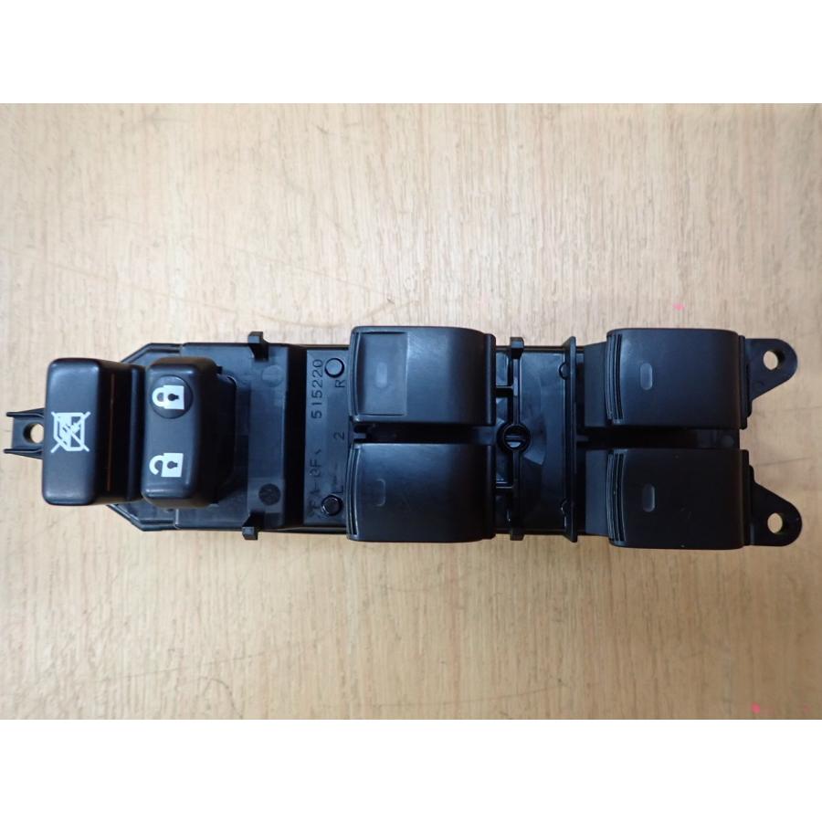 H22 ヴォクシー ZRR70G パワーウインドウスイッチ/PWスイッチ |  | 01