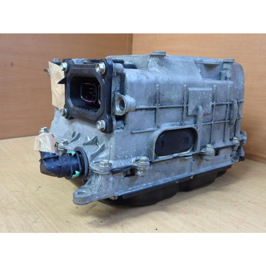 H24 プリウスα ZVW41W EVインバーター/HVインバーター/ハイブリッドインバーター |  | 02