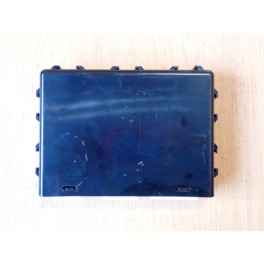 H26 エルグランド PE52 右側スライドドアコントロールコンピューター |  | 02