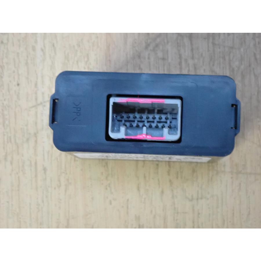 H22 フリードスパイク GB3 ヘッドライトオートレベリングコンピューター |  | 03