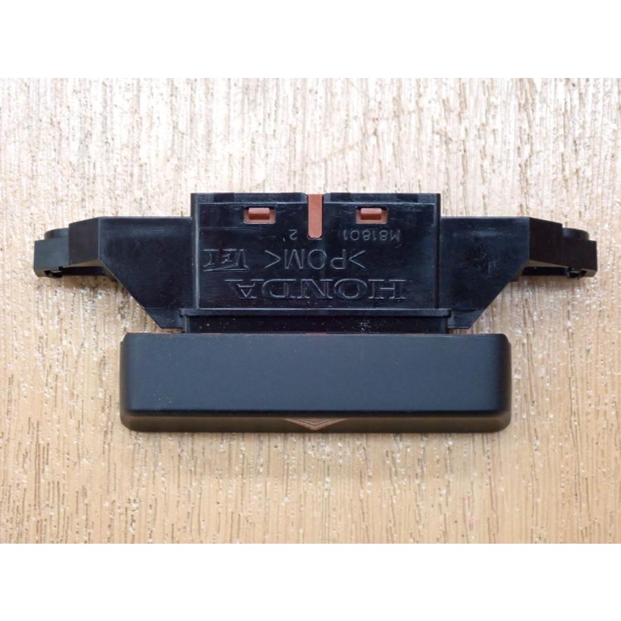 R4 フィット GR1 ハザードスイッチ |  | 01