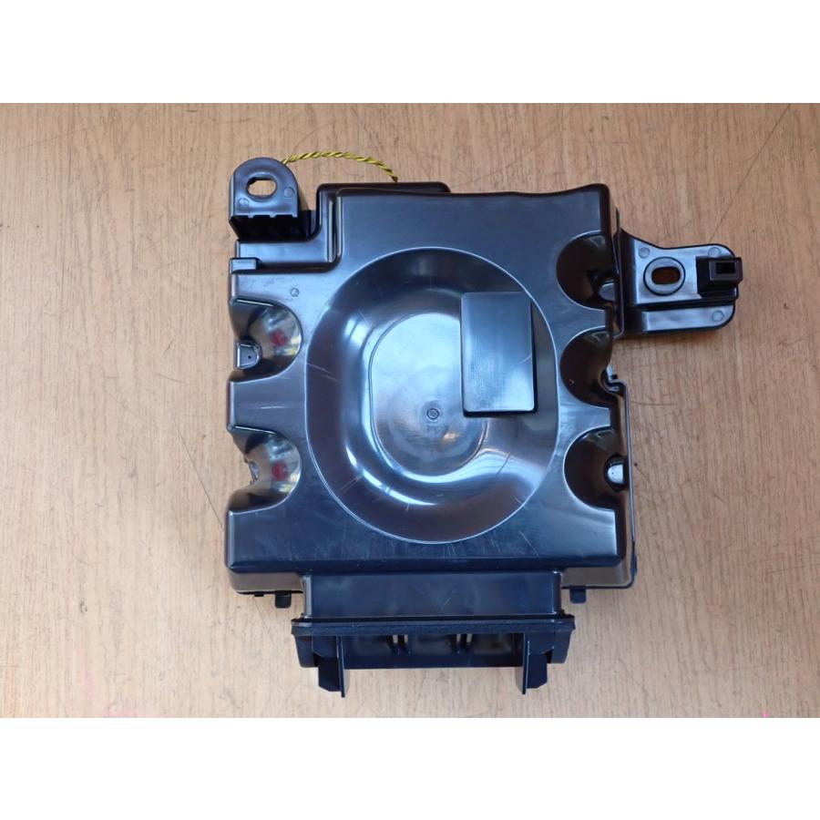 H25 BMW ミニ ZA16 右フロントスピーカー |  | 03