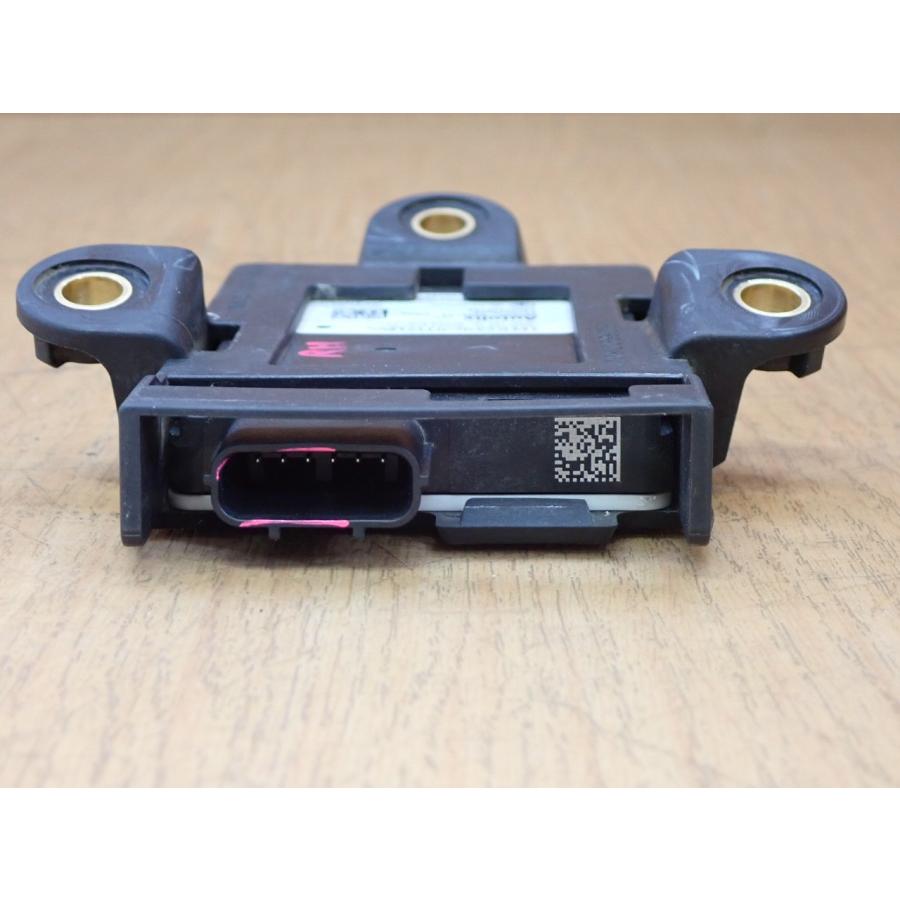 H26 オデッセイ RC1 レーダーセンサー |  | 03