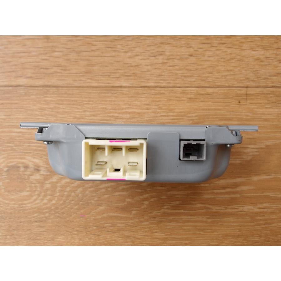 R1 Ｎ　ＢＯＸ JF4 ボルテージスタビライザー |  | 03